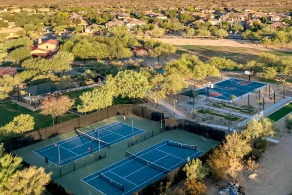 Phoenix Home With Heated Pool, Desert Views & Hot Tub Anthem Ngoại thất bức ảnh